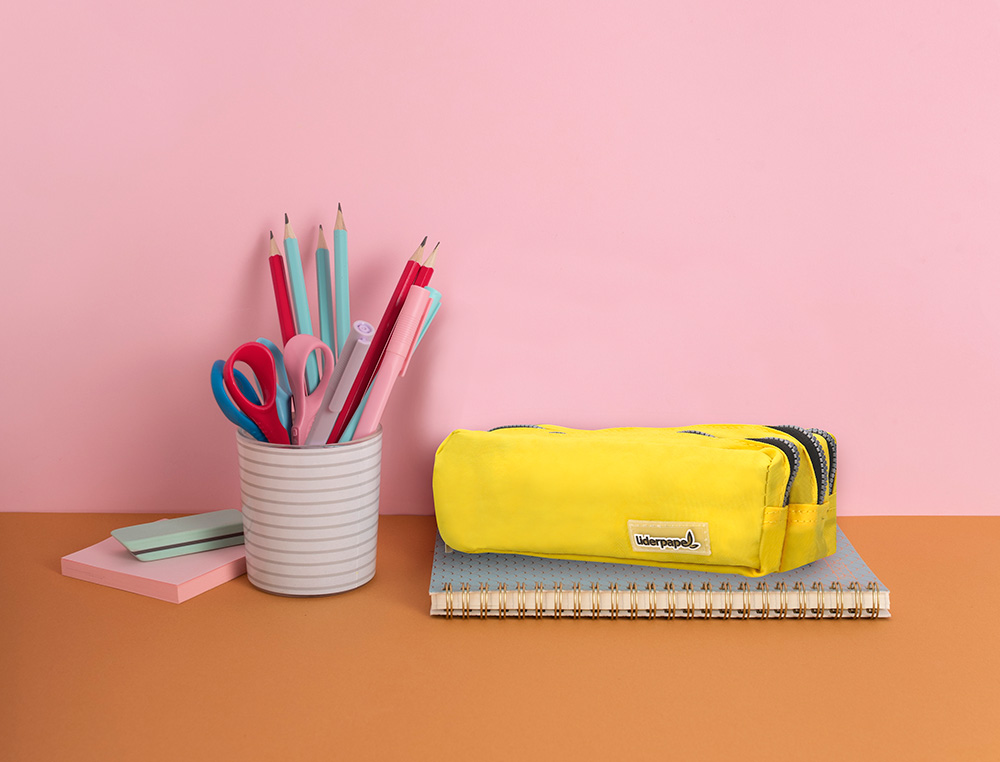 ESTUCHE PORTATODO LIDERPAPEL RECTANGULAR 3 BOLSILLOS AMARILLO PASTEL 185X80X70 MM