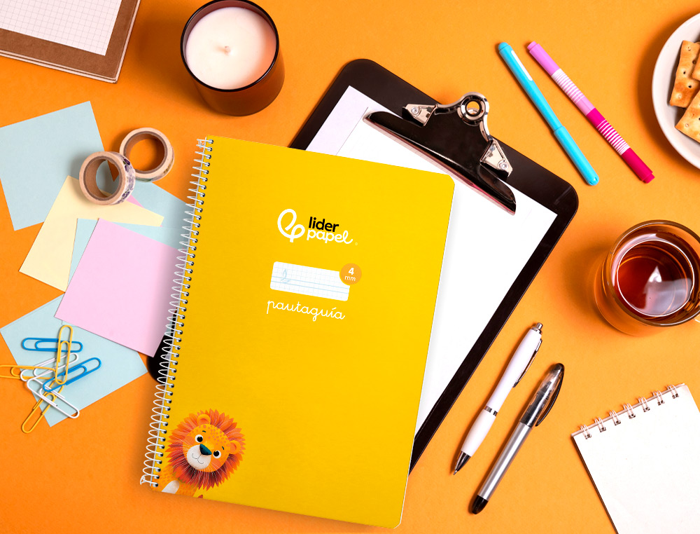 CUADERNO ESPIRAL LIDERPAPEL A4 PAUTAGUIA TAPA BLANDA 80H 75GR CUADRO PAUTADO 4MM COLOR AMARILLO
